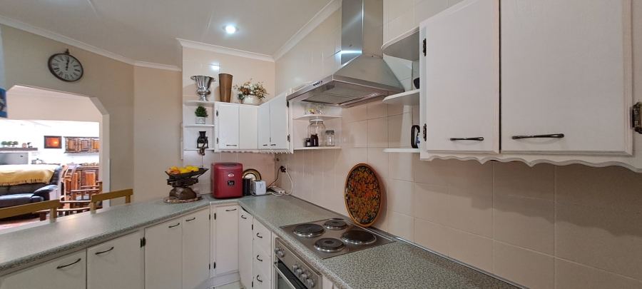 4 Bedroom Property for Sale in La Provance Free State